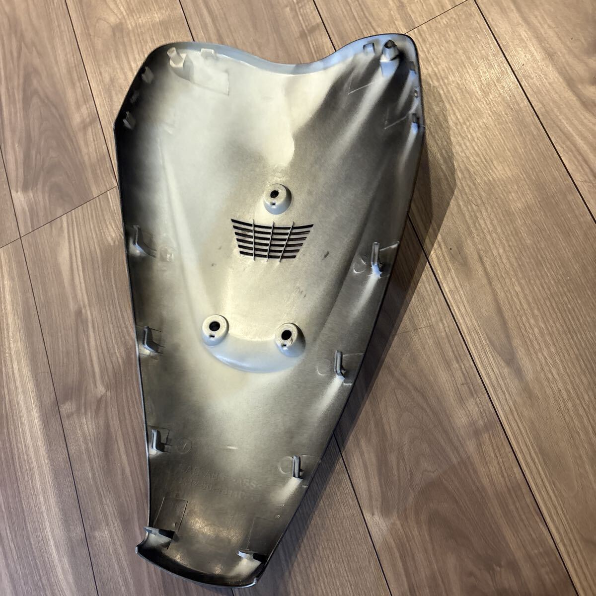 スズキ　レッツ2のボディーカウル　ST-D 新品_画像4