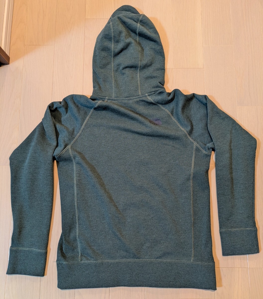 ノースフェイス スウェット パーカー サイズM 緑系_画像6