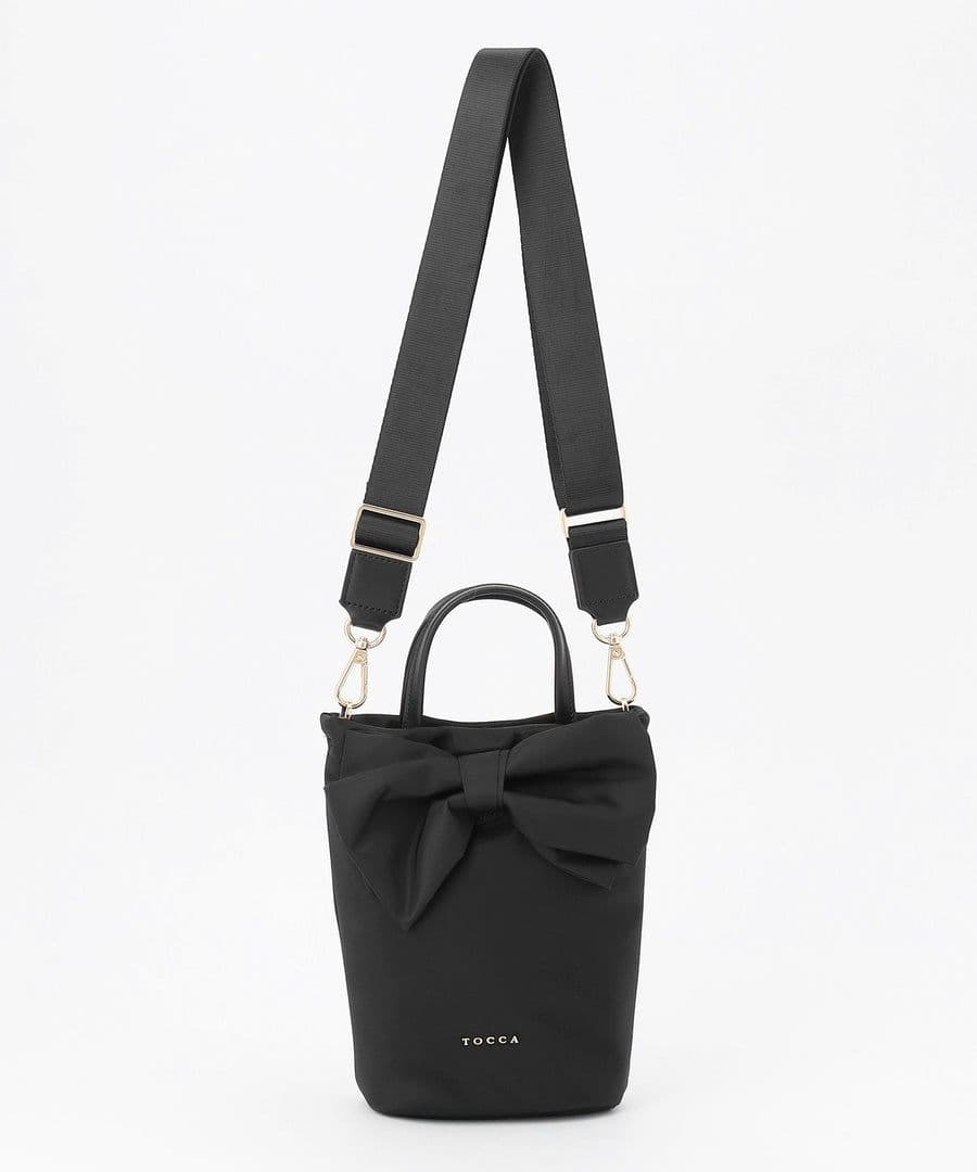 【新品タグ付き】トッカ RIBBON KNOTハンドショルダーバッグ ブラック系_画像2
