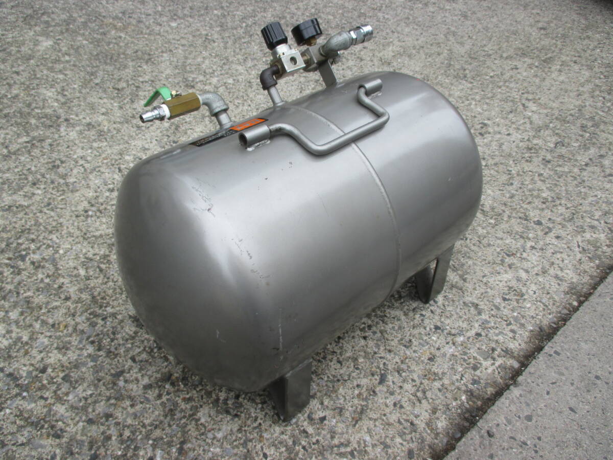 v431★MAX マックスエアコンプレッサー用タンク 30L・AKーT30R・レギュレータ付_画像6