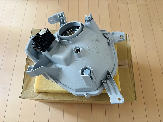 # супер-скидка # Mira Cocoa L675S/L685S оригинальный передняя фара левый ( галоген ) 81170-B2460 51991