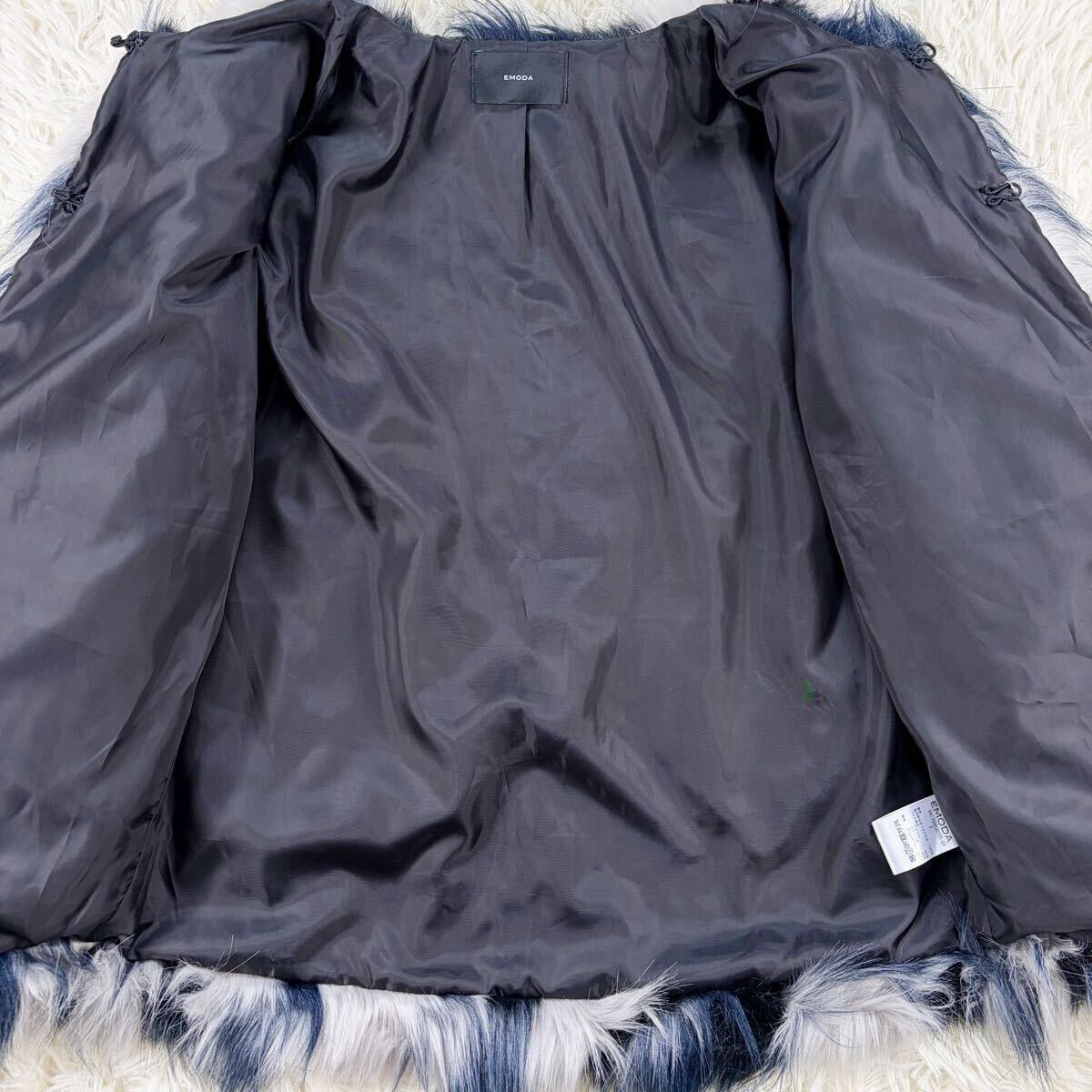 未使用級XL!!! エモダ『極暖の始皇帝』EMODA ムートンコート F ファー ボア 極暖 フワフワ 毛皮 ブルー 手触り 圧倒的存在感◎ 極希少品_画像3