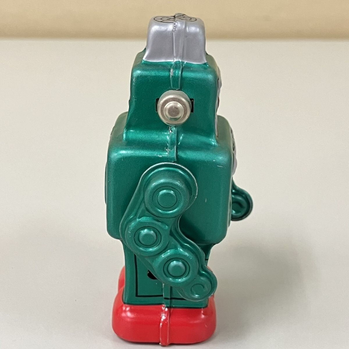 M337-M26-2073 ◎ TOYS SMOKING ROBOT WIND-UP スモーキング ロボット ブリキ ゼンマイ歩行 ビンテージ レトロ 箱付 動作確認済み TE_画像5