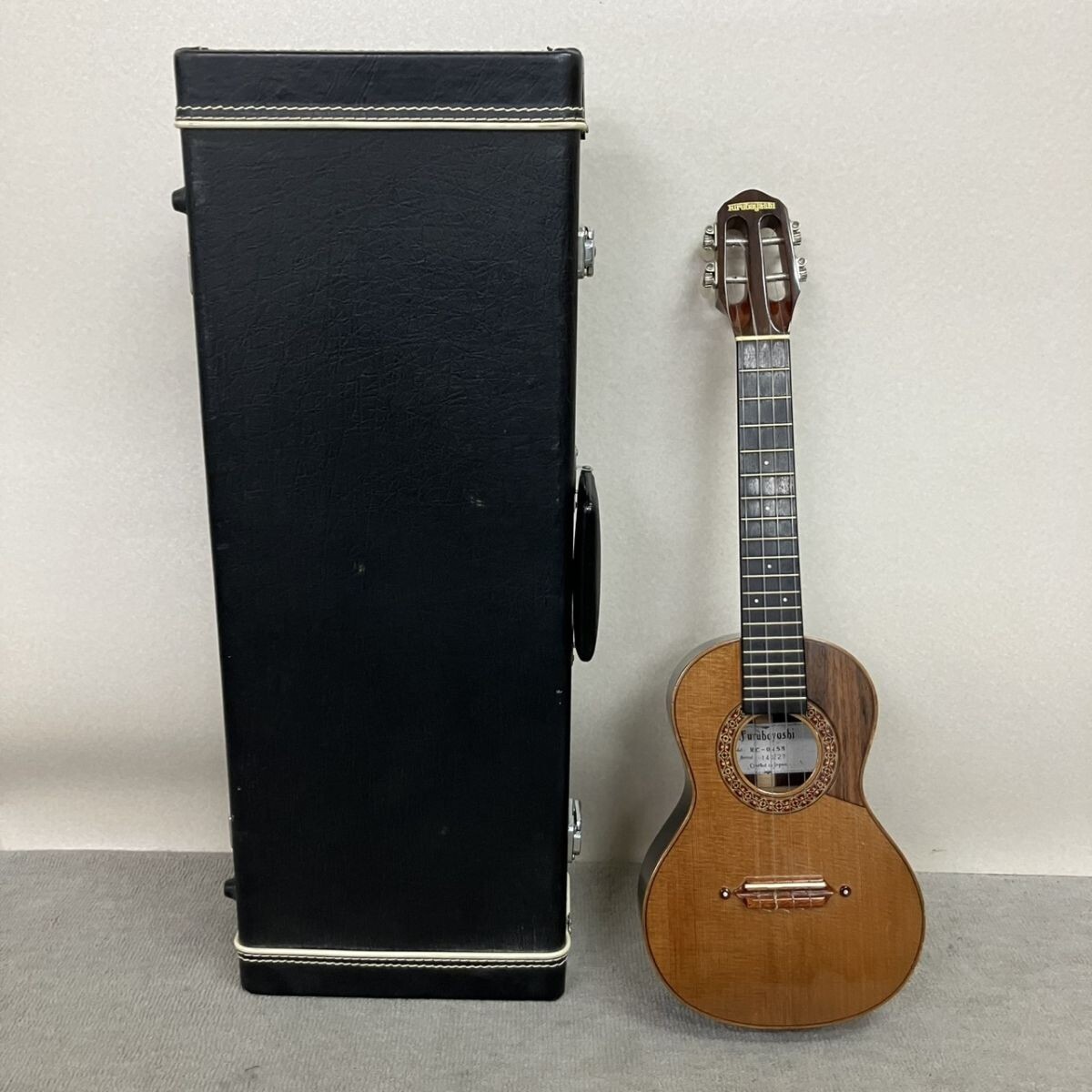 O129-UT2-32 C.Furubayashi 古林達郎 ウクレレ RC-04SM 140227 楽器 弦楽器 コンサートウクレレ 日本製 ハードケース付き TC_画像1