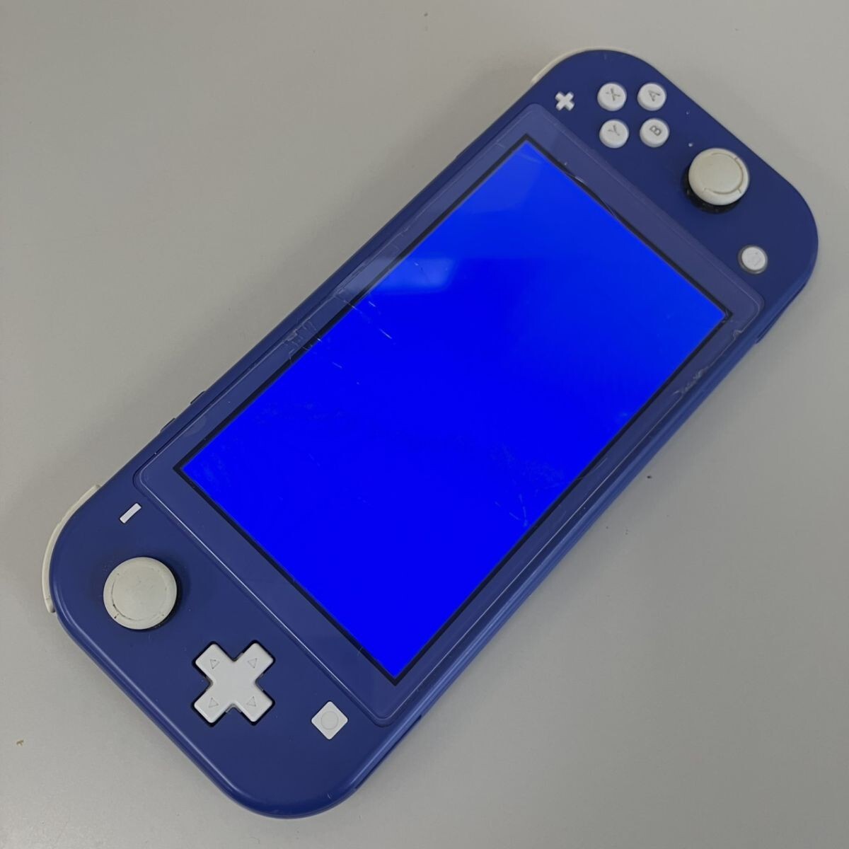 O301-T20-3010 NINTENDO SWITCH Lite HDH-001 ニンテンドー スイッチ ライト ブルーカラー 箱付き ゲーム機 任天堂 通電確認済み TE_画像3