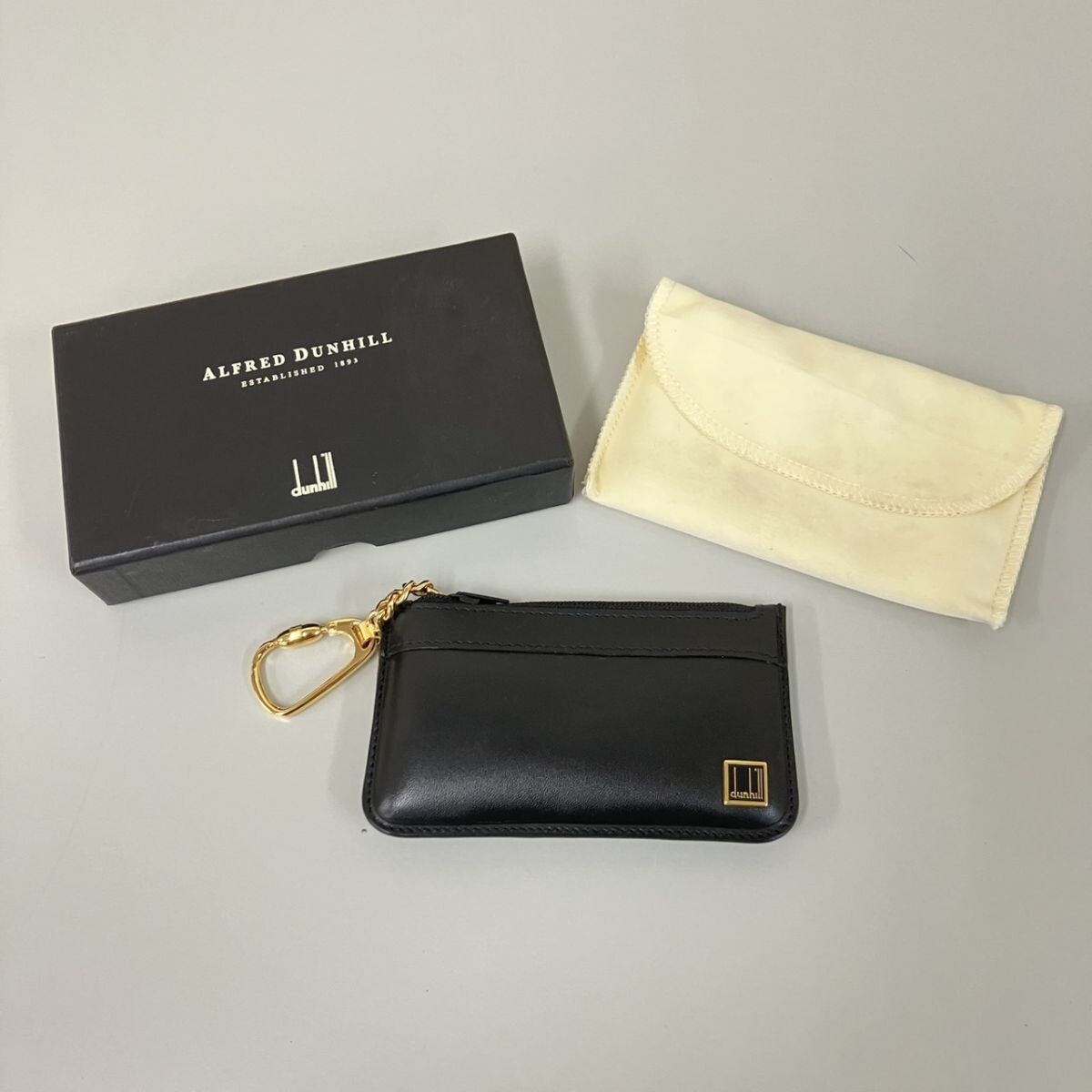 O380-SG3-1853 ◎ ALFRED DUNHILL ESTABLISHED 1893 ダンヒル キーリング付き コインケース 小銭入れ レザー メンズ キーケース TE_画像1