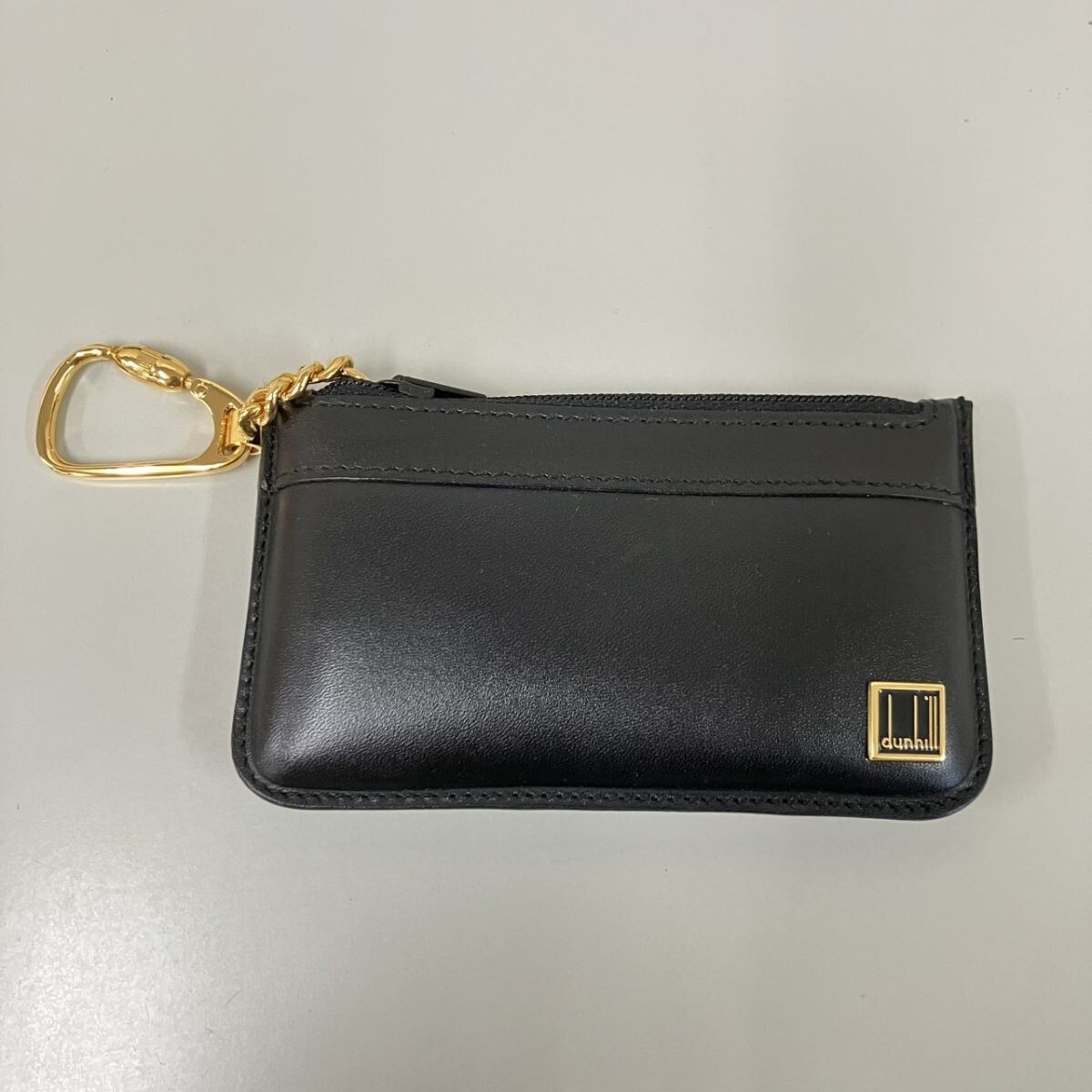 O380-SG3-1853 ◎ ALFRED DUNHILL ESTABLISHED 1893 ダンヒル キーリング付き コインケース 小銭入れ レザー メンズ キーケース TE_画像2