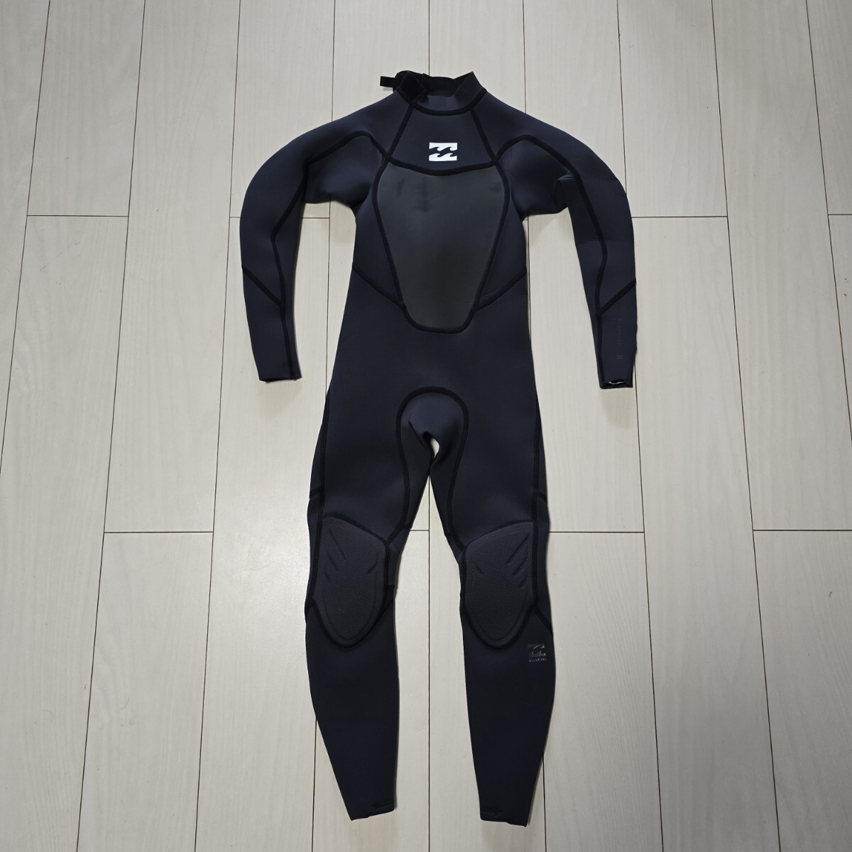 【未使用品】BILLABONG ビラボン ウェットスーツ ABSOLURE フルスーツ 120 USA6 3×2㎜_画像1