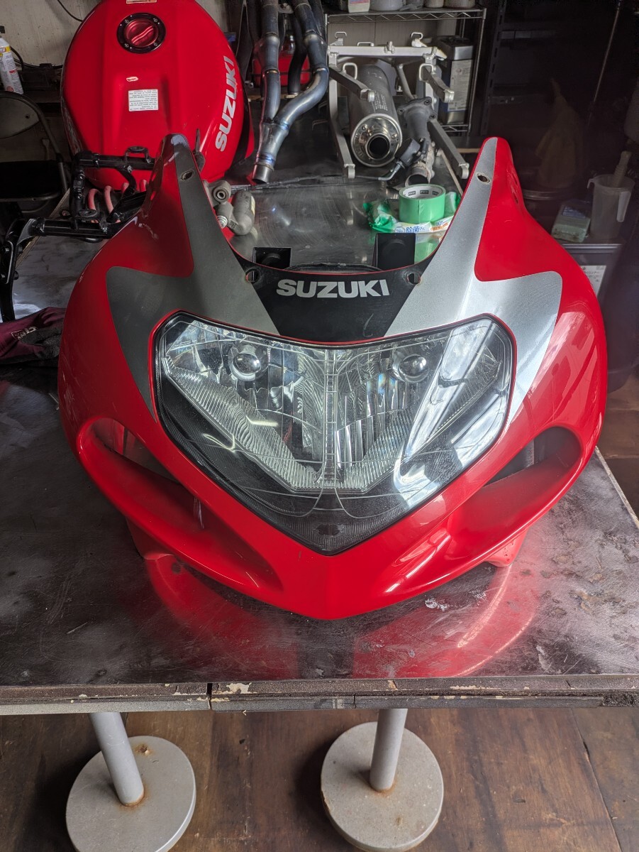 スズキ　GSX-R1000　k1　k2 アッパーカウル　ライト　ステー　スクリーン　付_画像1