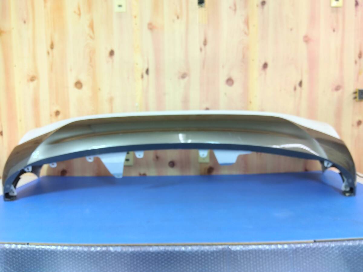 良品♪/即納/個人宅発送不可アクア (DAA-NHP10) リアバンパー スポイラー (裏面刻印 52159-52790 76092-52020-E1 白パール) 2511-19_画像6