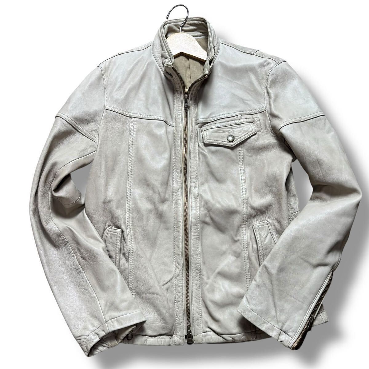 【美品】MONSIEUR NICOLE ムッシュニコル レザージャケット シングルライダース 羊革 シープスキン ホワイトベージュ メンズ 46(M相当)_画像2