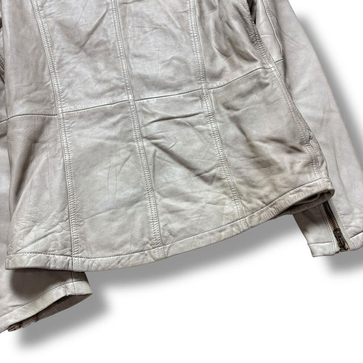 【美品】MONSIEUR NICOLE ムッシュニコル レザージャケット シングルライダース 羊革 シープスキン ホワイトベージュ メンズ 46(M相当)_画像8