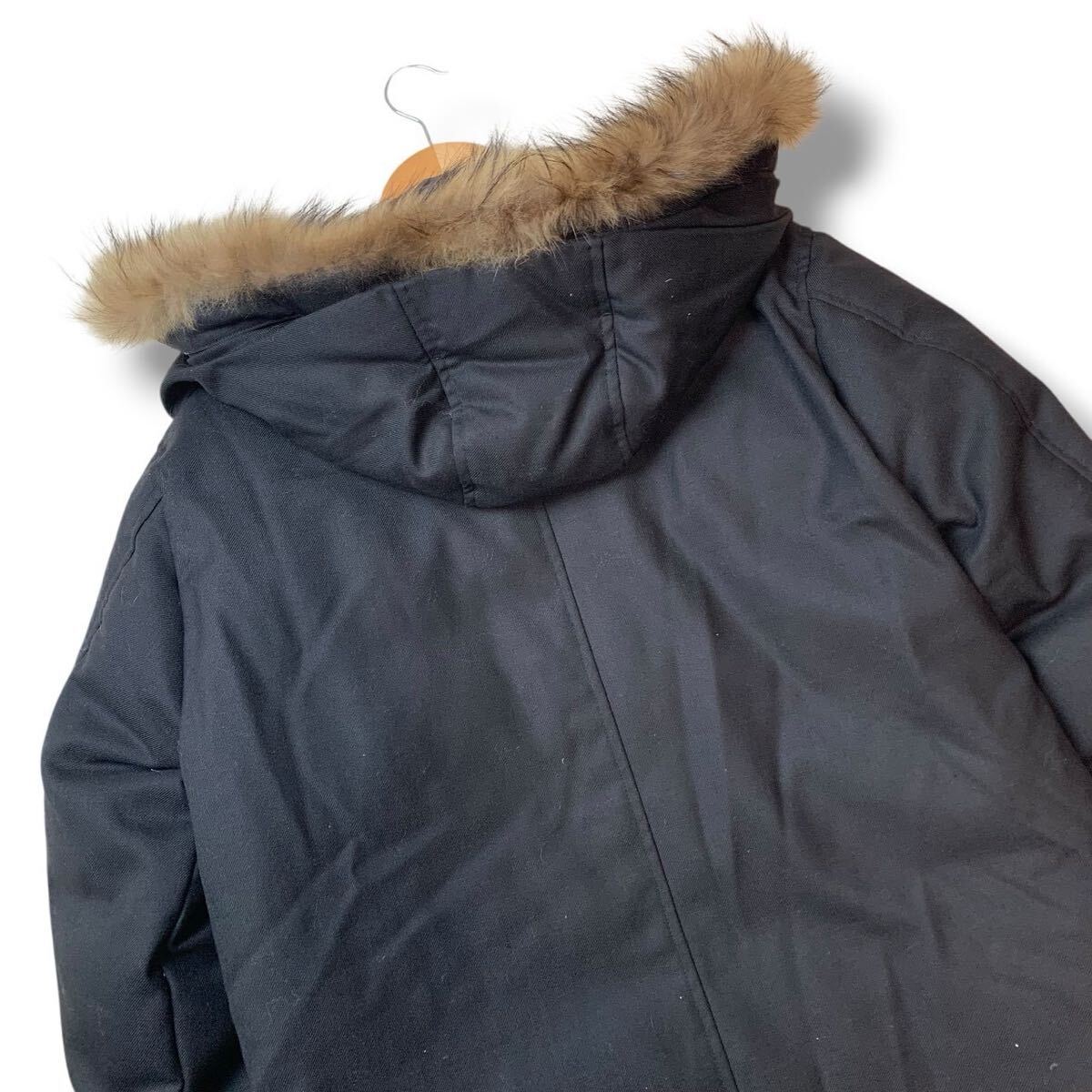 【極美品】URBAN RESEARCH アーバンリサーチ ダウンジャケット ウール フェザー フード ファー メンズ アウター ブラック 40(L相当)_画像7