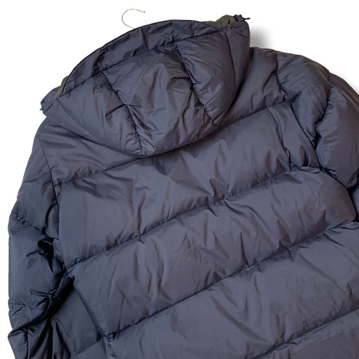 【美品】URBAN RESEARCH×NANGA アーバンリサーチ ナンガ ダウンジャケット フェザー フード 肉厚 極暖 ネイビー メンズ アウター Mサイズ_画像7