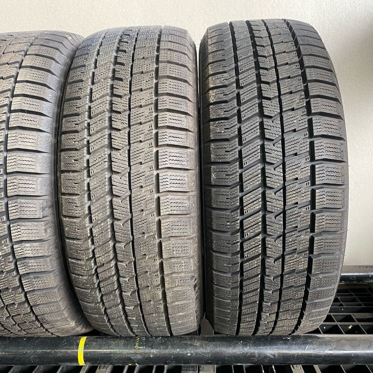 H7861 送料無料☆深溝スタッドレス☆グッドイヤー GOODYEAR ICE NAVI8 205/55R16 91Q 4本 2021年製_画像3