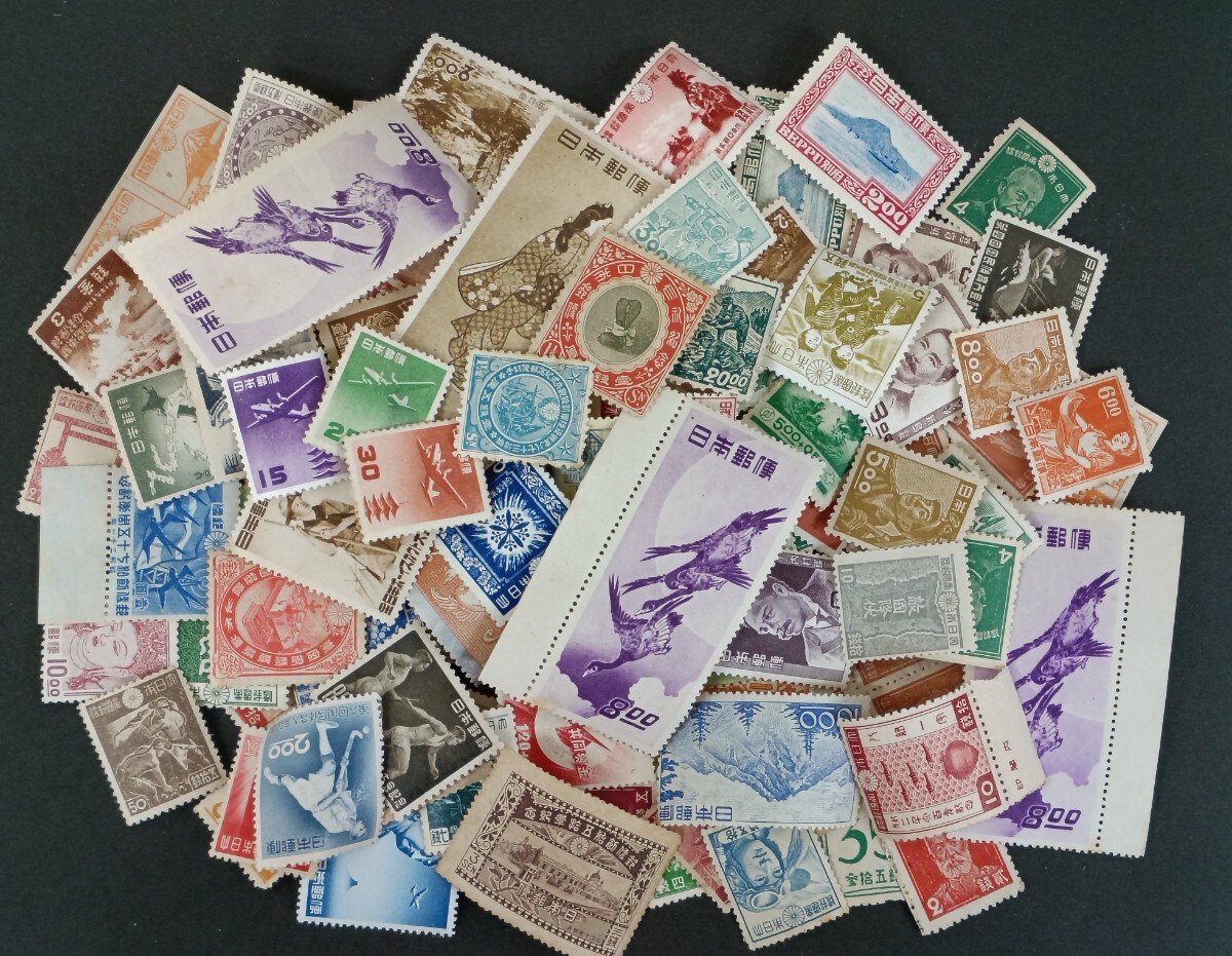 ●　 日本切手　未使用　 見返り美人・月に雁を含む　古い切手　 バラ切手　１００枚以上　●_画像1