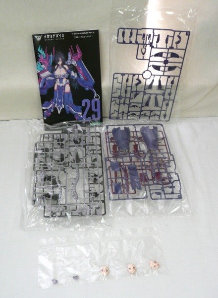 ☆☆KOTOBUKIYA コトブキヤ　メガミデバイス　皇巫 ツクヨミ レガリア　プラモデル☆未組立品_画像3