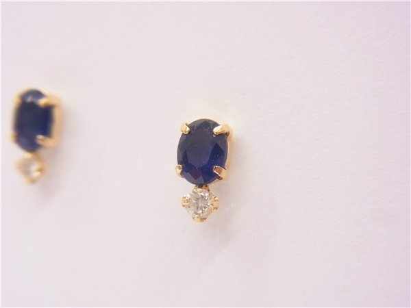 ◎ K18ピアス　◎　K18YG　サファイア0.20ct　ダイヤ0.02ct　スタッドピアス　18金イエローゴールド　◎美品_画像5