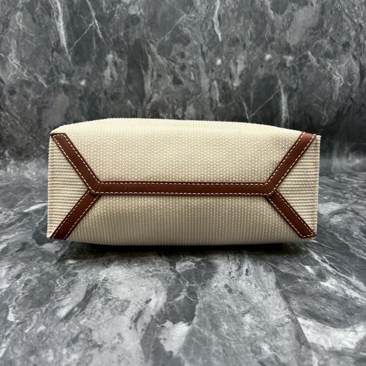 【良品/A4収納/入手困難】 HUNTING WORLD ハンティングワールド トートバッグ 編み込み レザー キャンバス ベージュ ビジネス メンズ手提げ_画像4