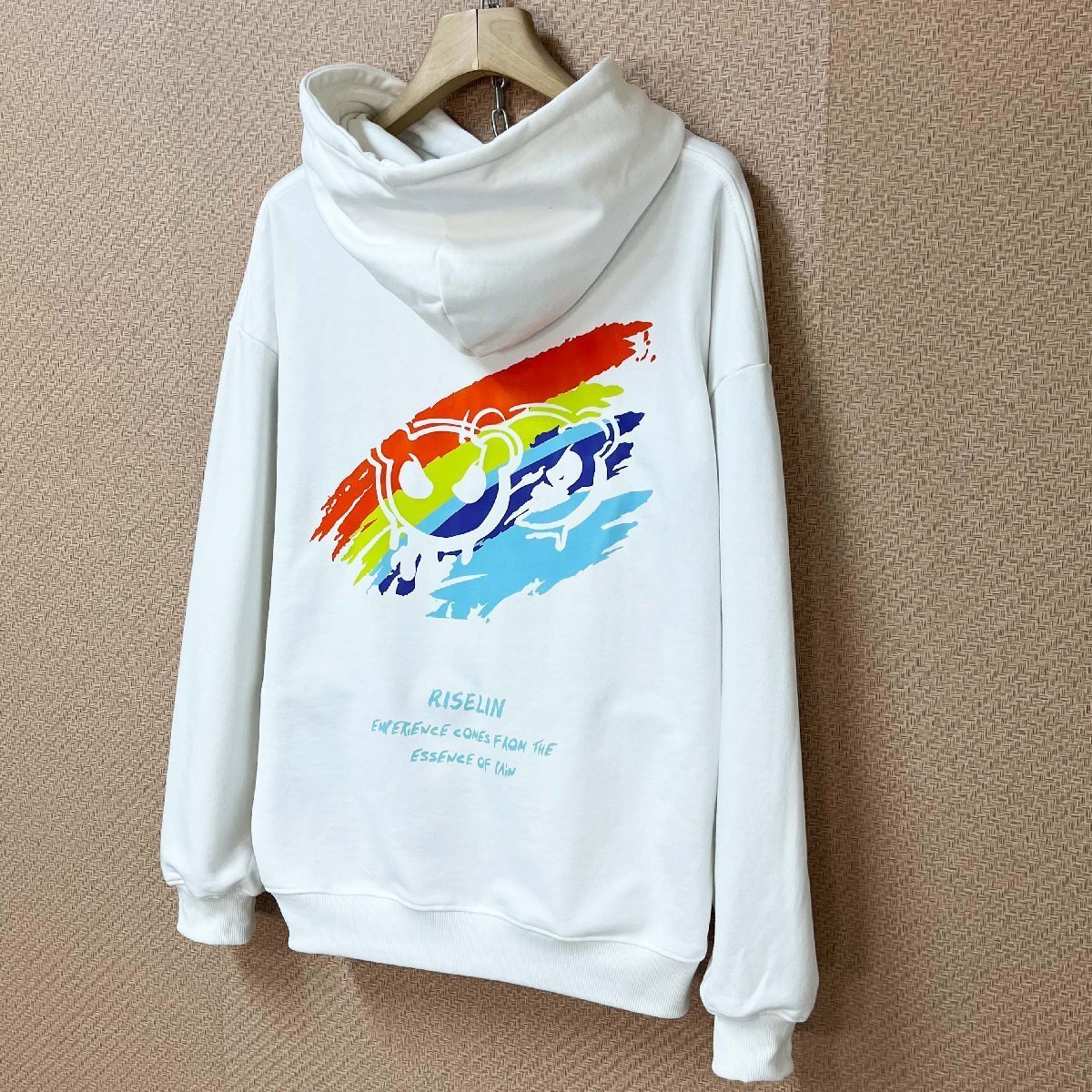 絶賛ヨーロッパ製※定価4万◆ブルガリア発※RISELIN パーカー コットン100％ 柔らか ゆったり レインボー柄 カラフル スウェット XL/50_画像9