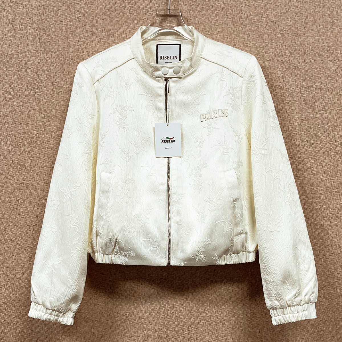 上品ヨーロッパ製※定価6万◆ブルガリア発※RISELIN ジャケット 滑らか 花柄 英字 ショート丈 アウター カジュアル レディース 秋冬 M/46_画像1