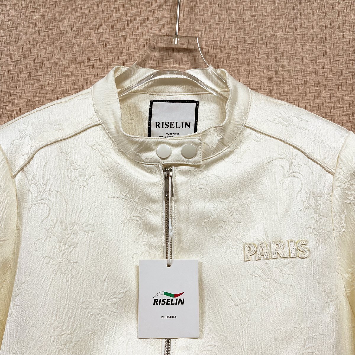 上品ヨーロッパ製※定価6万◆ブルガリア発※RISELIN ジャケット 滑らか 花柄 英字 ショート丈 アウター カジュアル レディース 秋冬 M/46_画像4