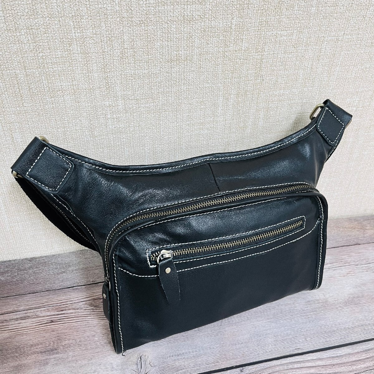 個性 ショルダーバッグ 定価12万 FRANKLIN MUSK・アメリカ・ニューヨーク発 高級本革 牛革 2way 斜め掛け クロスボディバッグ メンズ_画像2