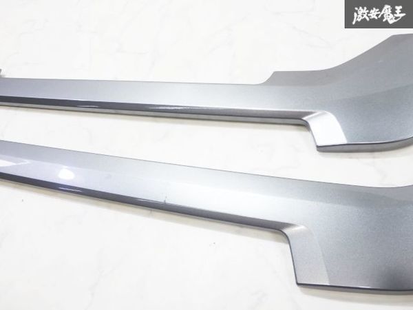 ★新車外し★ ISUZU いすゞ 純正 令和7年式 フォワード 4t/4トン 標準ボディ フロントグリル ラジエーターグリル シルバー系 上下セット_画像4