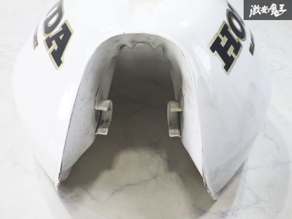 ★内部キレイ★ HONDA/ホンダ NC07 CBX400F ノーマル 純正 燃料タンク フューエルタンク ガソリンタンク 白 ホワイト系 即納_画像6