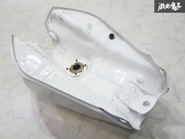 ★内部キレイ★ HONDA/ホンダ NC07 CBX400F ノーマル 純正 燃料タンク フューエルタンク ガソリンタンク 白 ホワイト系 即納_画像8