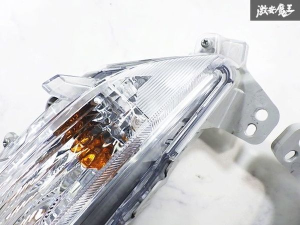 ★破損無し★ マツダ 純正 BM5FP BM5AP BM系 アクセラ ウインカーレンズ ウインカーランプ 左右 セット STANLEY W1145 即納_画像3