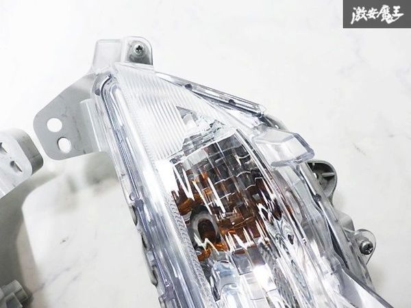 ★破損無し★ マツダ 純正 BM5FP BM5AP BM系 アクセラ ウインカーレンズ ウインカーランプ 左右 セット STANLEY W1145 即納_画像4