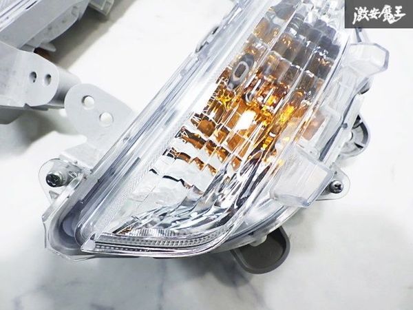 ★破損無し★ マツダ 純正 BM5FP BM5AP BM系 アクセラ ウインカーレンズ ウインカーランプ 左右 セット STANLEY W1145 即納_画像5