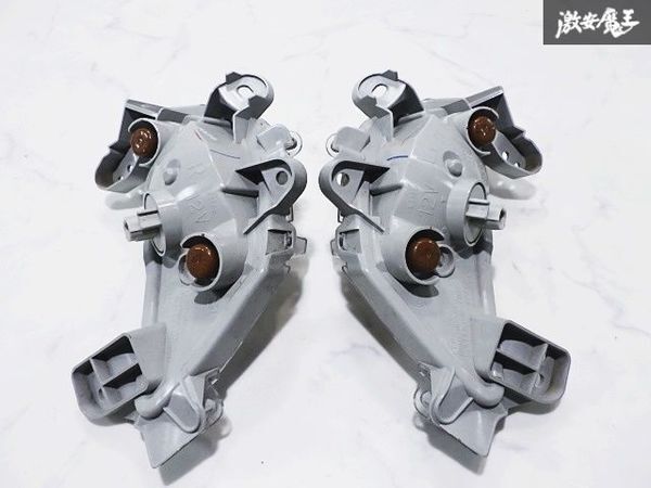 ★破損無し★ マツダ 純正 BM5FP BM5AP BM系 アクセラ ウインカーレンズ ウインカーランプ 左右 セット STANLEY W1145 即納_画像8