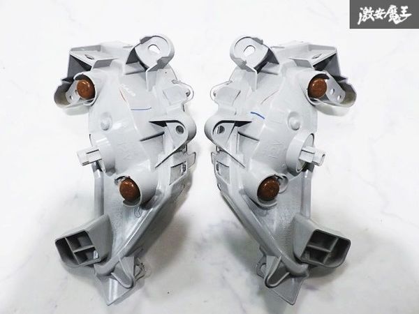 ★破損無し★ マツダ 純正 BM5FP BM5AP BM系 アクセラ ウインカーレンズ ウインカーランプ 左右 セット STANLEY W1145 即納_画像9