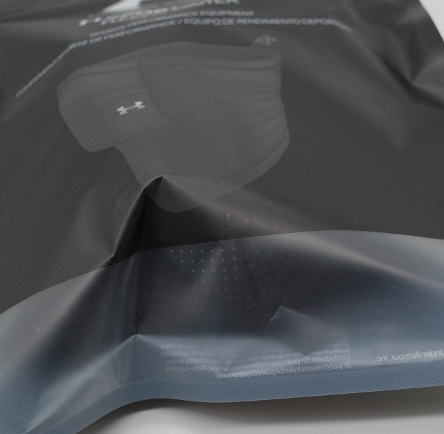 ★【UNDER ARMOUR アンダーアーマー】SPORTSMASK FLEECE GAITER ISO-CHILL スポーツマスク 1369735-001 L/XLサイズ_画像2