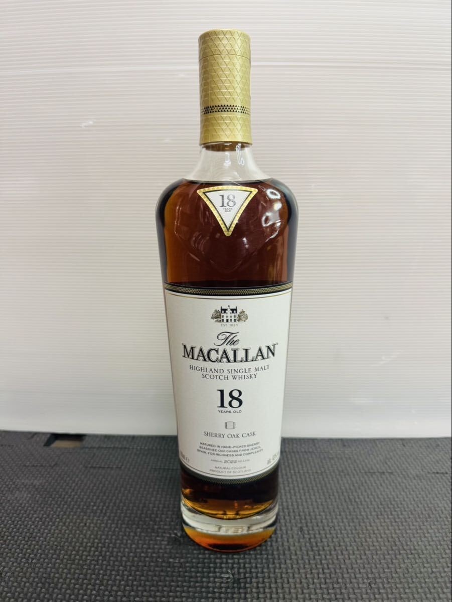 ■【未開栓品】MACALLAN 18 SHERRY OAK CASK ウイスキー モルト アルコール分43% 700ml サントリー ザ・マッカラン シェリーオークカスク _画像2
