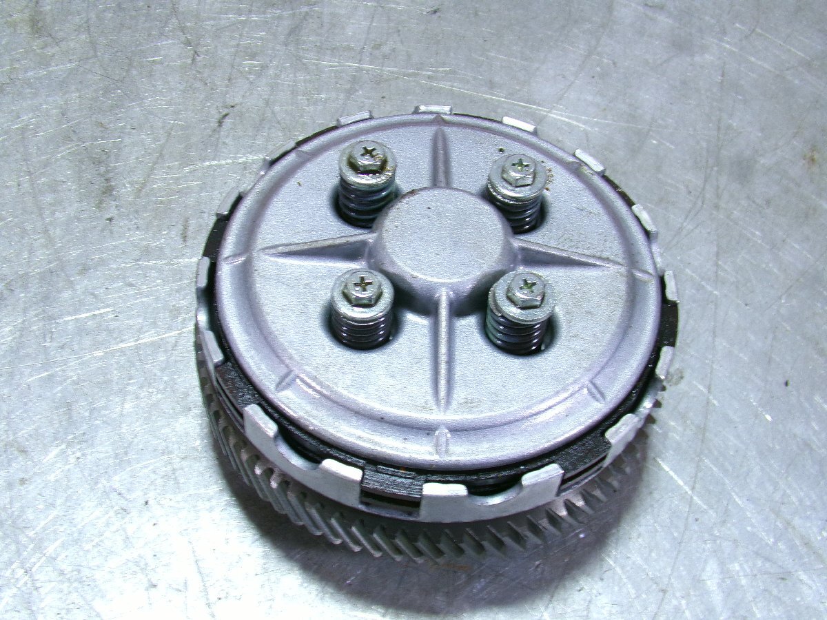 ヤマハ YB50 F5B-エンジン/クラッチ廻りハウジング/6V/11_画像1