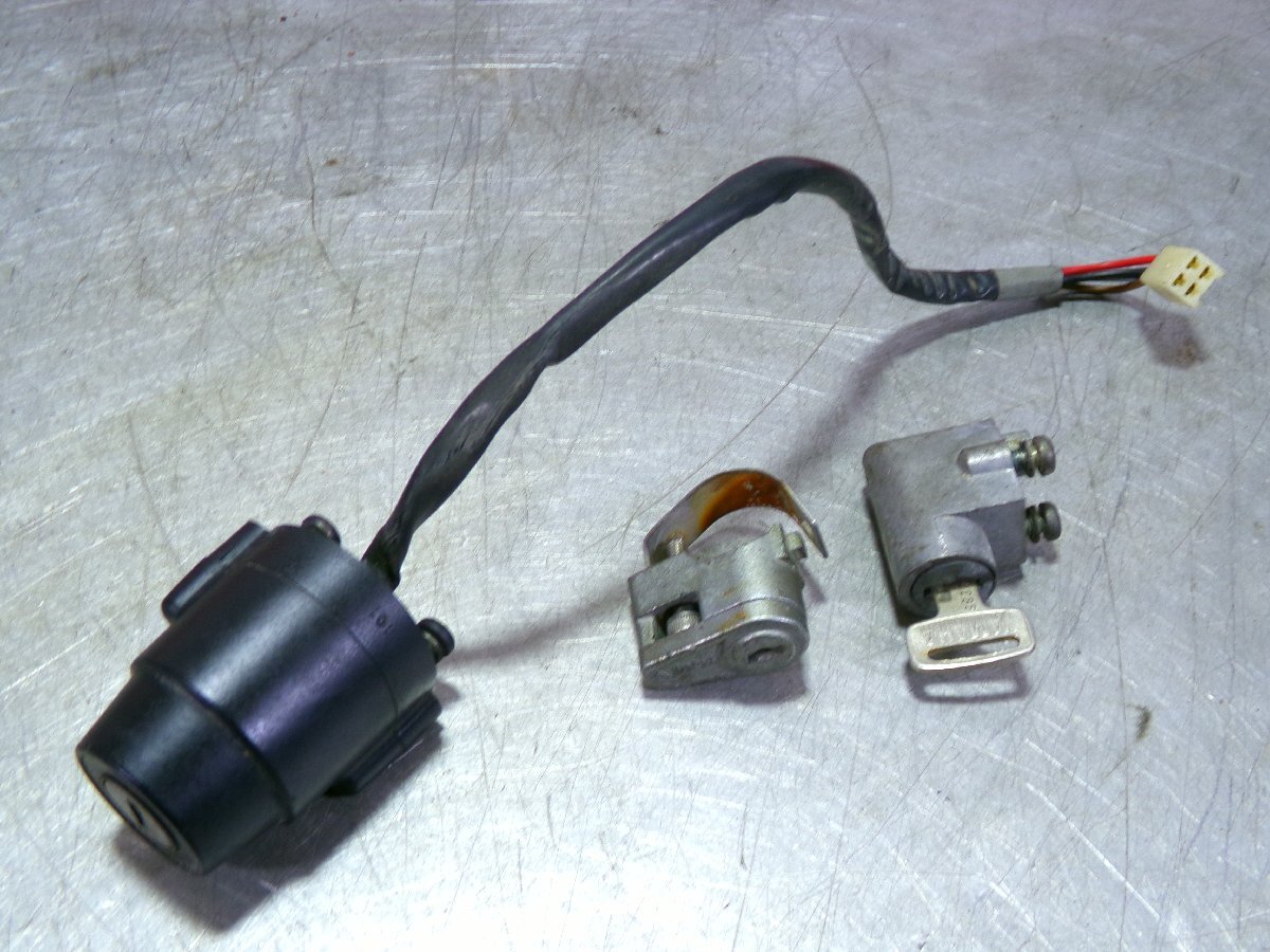 始動 フォーゲル4U1-2116**純正キーセット/ポッケ/11_画像1