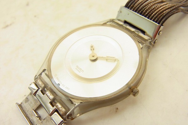 D099-J39-558◎ SWATCH スウォッチ レディース クォーツ 腕時計 現状品③◎_画像2