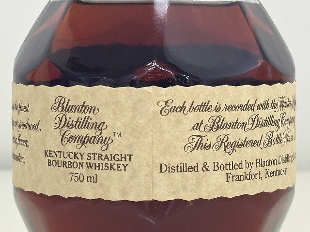 B2318-Y40-892 не . штекер Blanton*sbla тонн одиночный barrel Bourbon виски 750ml 46.5% текущее состояние товар 3
