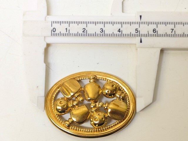 C2626-Y25-6632* Christian Dior Christian Dior брошь духи бутылка узор Gold цвет аксессуары текущее состояние товар 2*