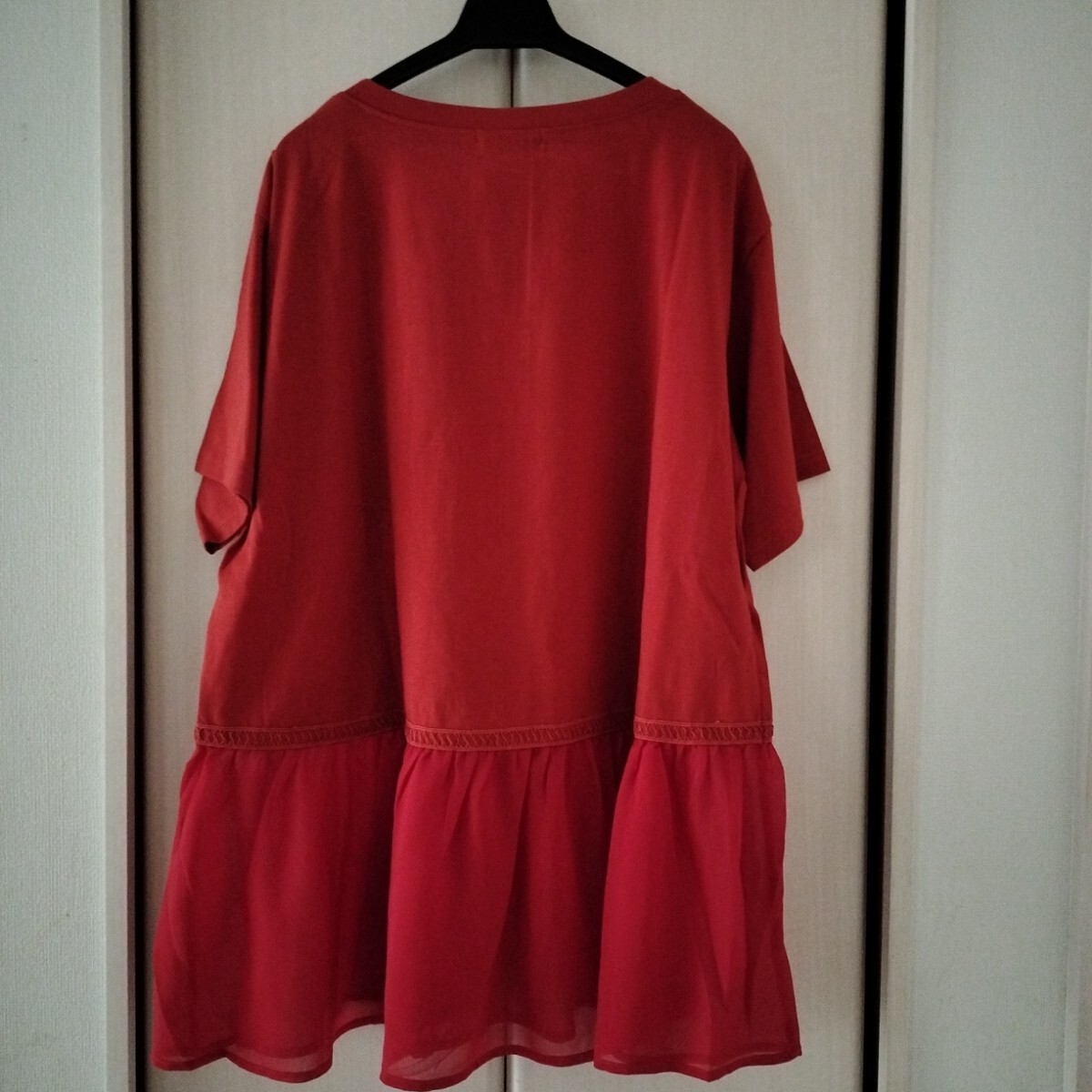 新品タグ付き【4L】 大きいサイズ SMILE LAND スマイルランド ニッセン 半袖カットソー チュニック　レディース　ミセス　重ね着にも　赤_画像5