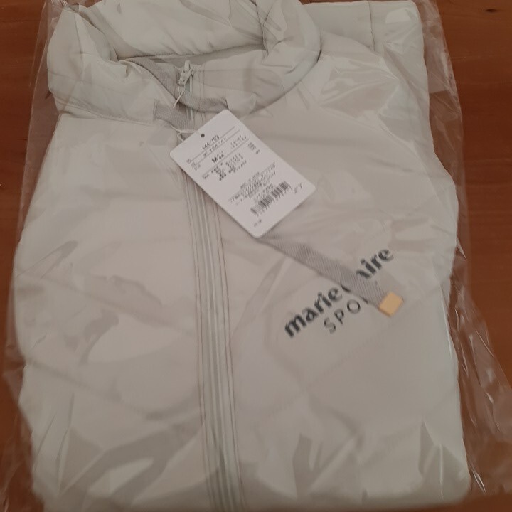 【Mサイズ】新品 マリクレールスポール ゴルフ 素材切替スタンドネック中綿ロングベスト チュニック丈 白 レディース ゴルフウェア_画像8