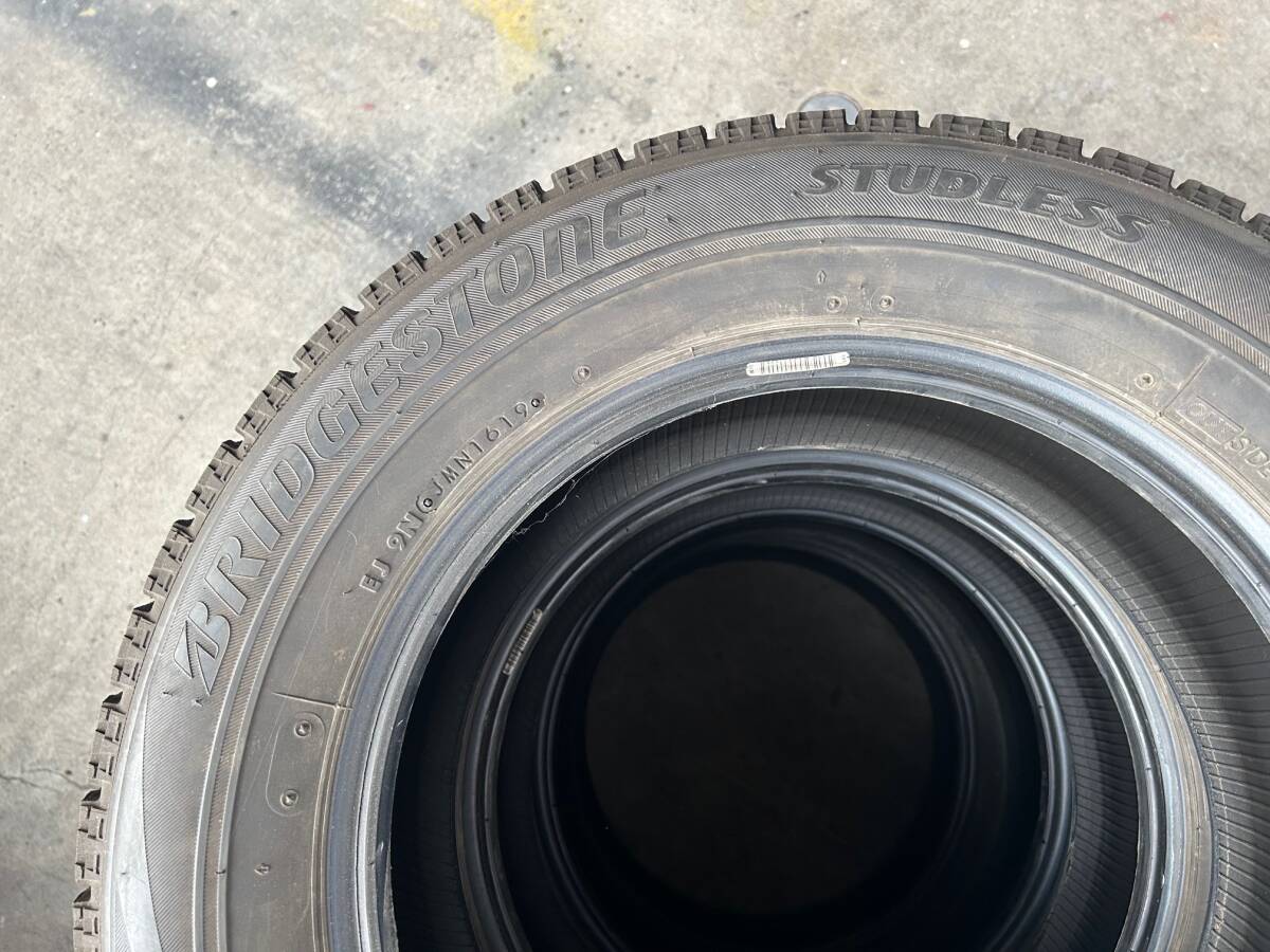 ブリジストン　スタットレス　タイヤ　ブリザック　VRX　195/65R15　2019年16週　7～8部山　BS　BLIZZAK　VRX　4本セット_画像4