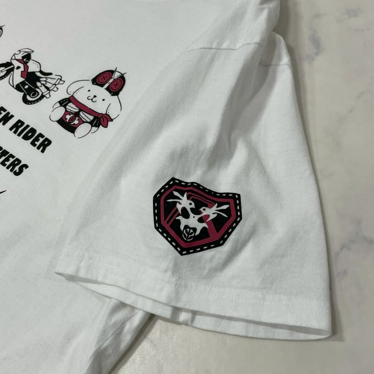 シン・仮面ライダー × サンリオキャラクターズ シンカメンライダー 大きいサイズ キャラクター プリント リブ コットン 半袖 Tシャツ LL_画像6
