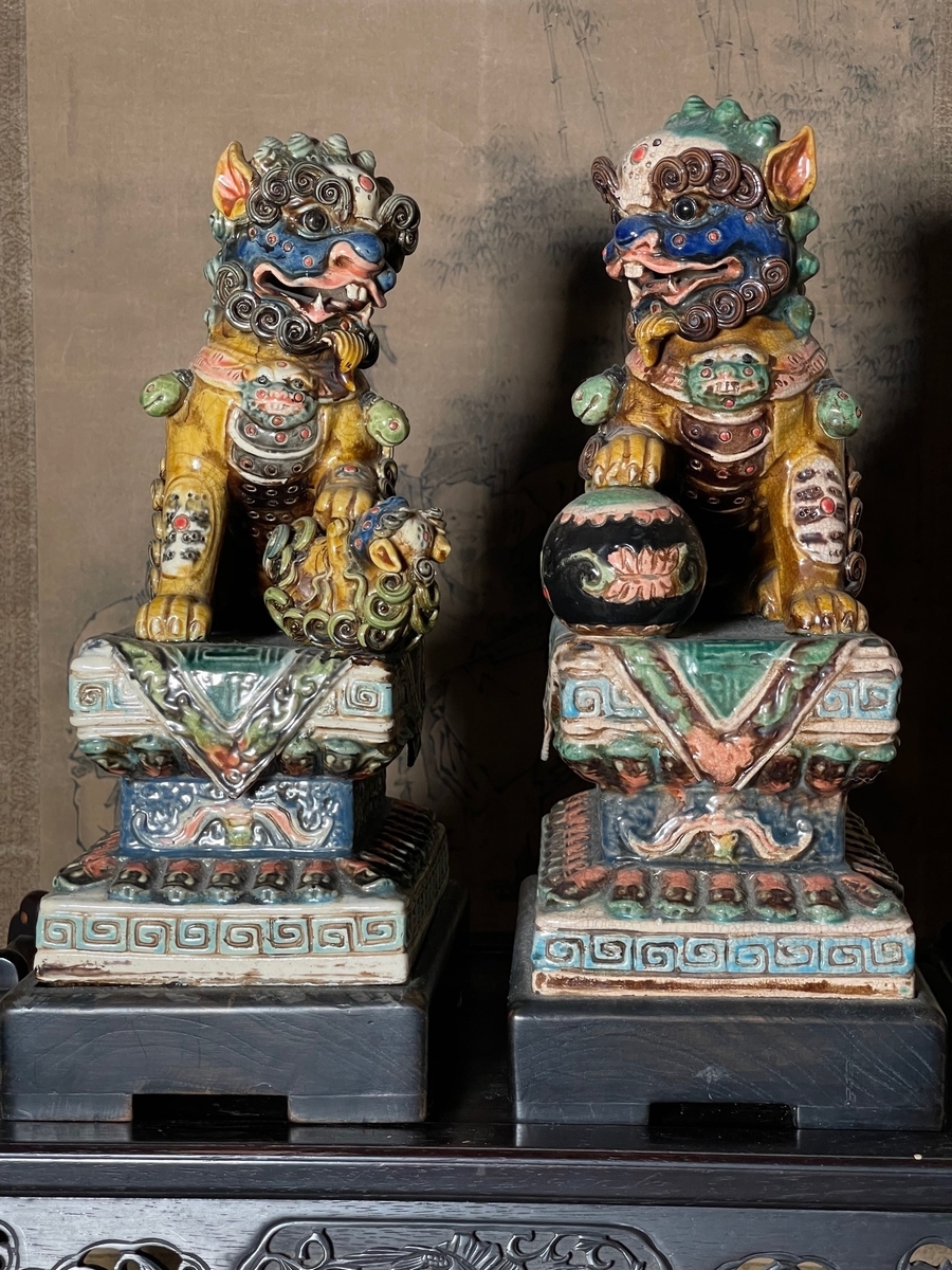 石湾陶瓷「多色釉 狛犬（獅子）」一対 年代推定：明代中期〜明末（16〜17世紀）_画像1