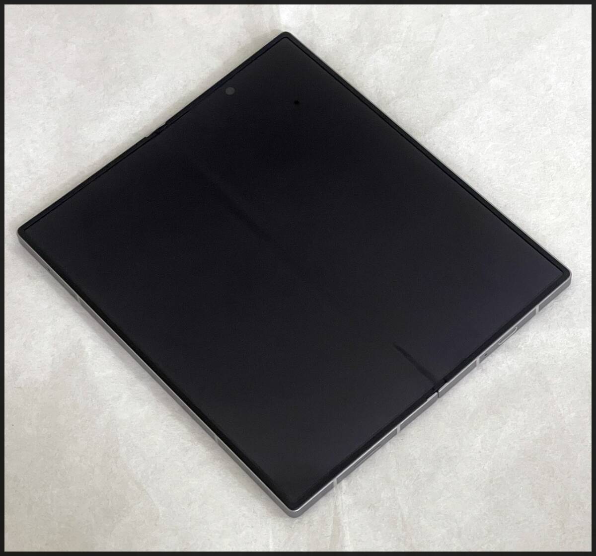  прекрасный товар Samsung Galaxy Z Fold6 256GB SCG28 серебряный Shadow (au 0 суждение ) складной смартфон Galaxy Z складной 6 квитанция о получении возможно 