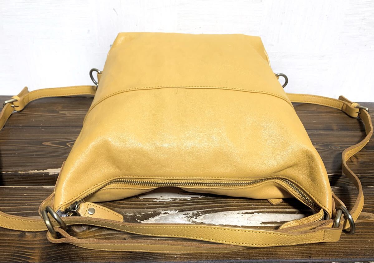 美品:M+Atlanta(アトランタ).レザーリュック(2WAY/兼 ショルダーバッグ/上質.牛革/ジップ開/H33W34D13/旅行.買い物/aniary genten type)_画像7