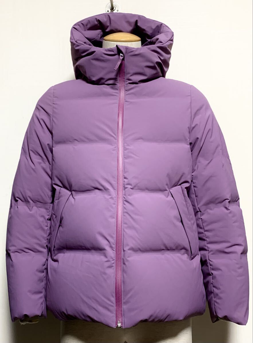 新品同様:UNIQLO.シームレスダウン パーカ M(レディース/フーデッド ダウン ジャケット/OUTDOOR/パーカー/肩40幅54丈65/+j marni type)_画像1